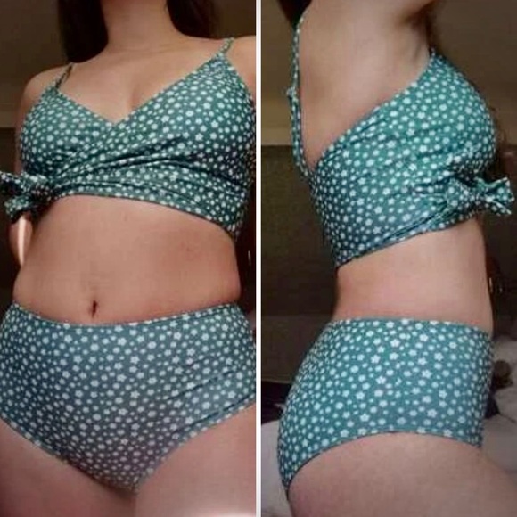 💚Green Floral Wrap High Waist Bikini Set 💚 - Picture 14 of 16